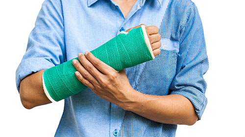 Distal Radius Fracture Require A Plaster Cast To Heal